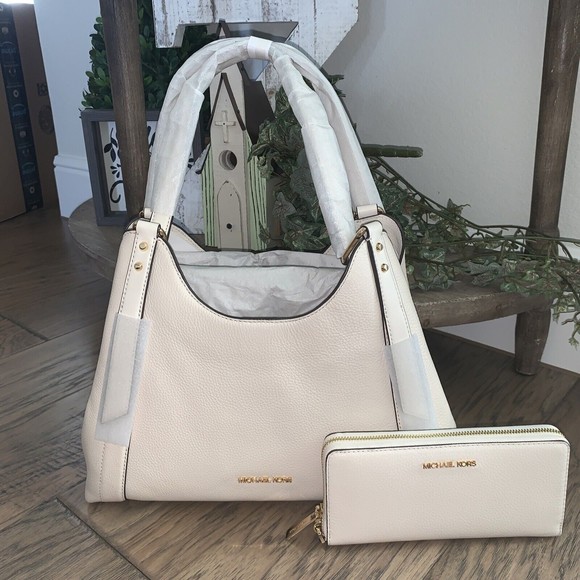 Michael Kors Purse and Wallet set Arlo Light Cream Leather  Shoulder Bag NWT - Picture 2 of 14